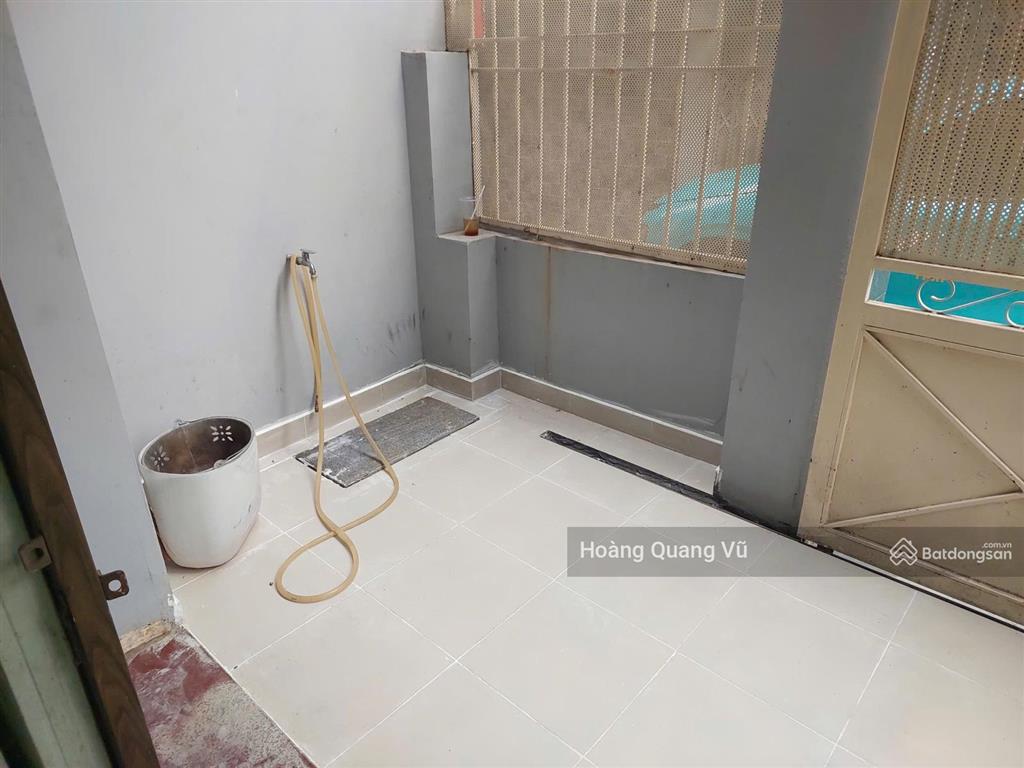 Hxh lạc long quân p9 tân bình, 4.2x12m, 2 tầng, 3pn 2wc giá 10tr