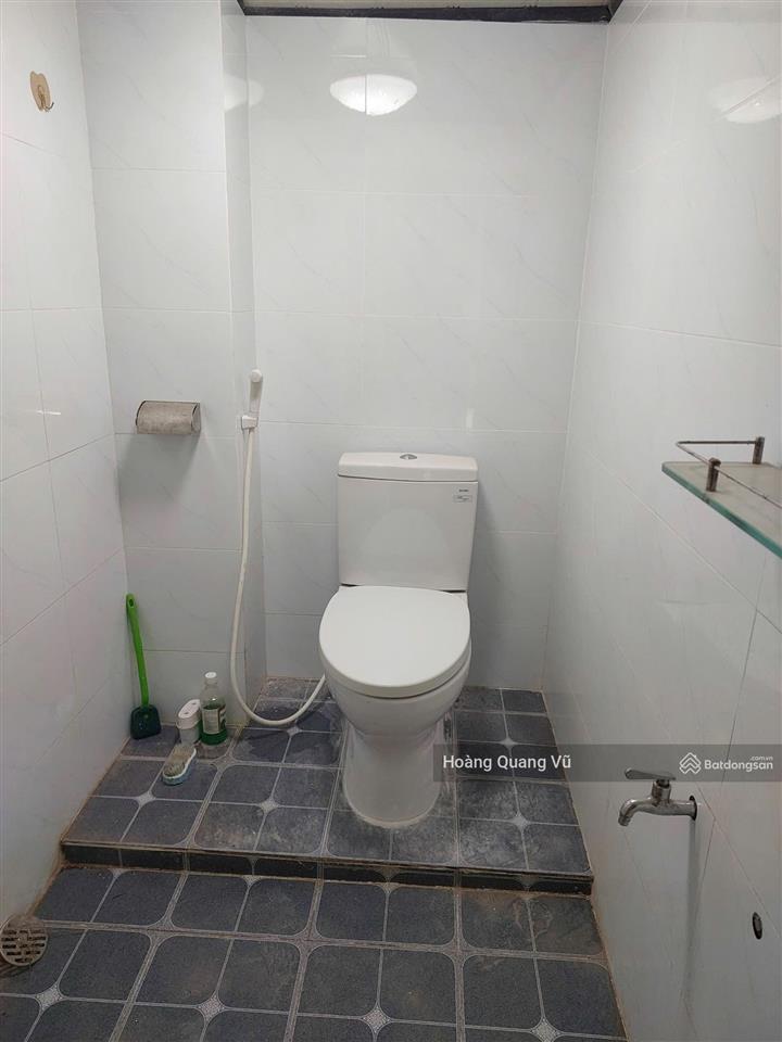 Hxh lạc long quân p9 tân bình, 4.2x12m, 2 tầng, 3pn 2wc giá 10tr