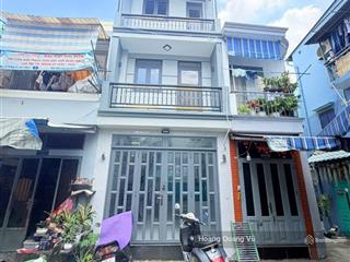 Hẻm 5m 958/lạc long quân, 4x7m, 2 lầu, 2pn 3wc giá 9.9tr/tháng