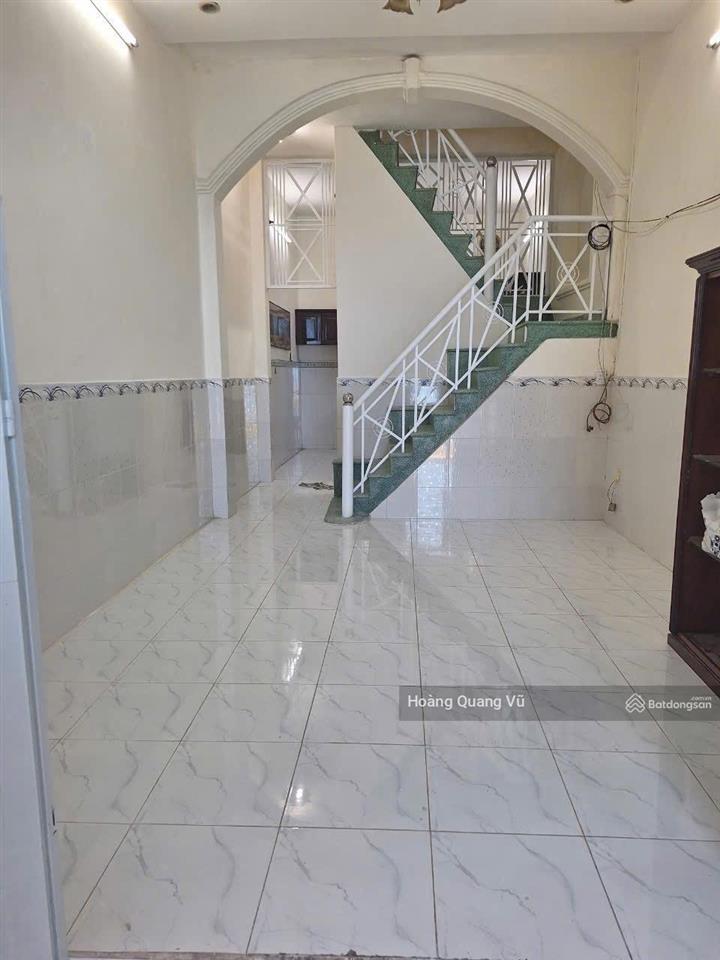 Nhà đường bùi thị xuân p3 tân bình, 3.5x10m, 2 tầng, 2pn 2wc giá 10tr