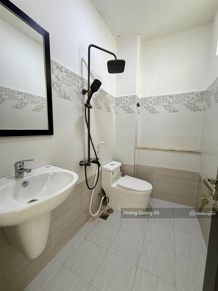 Nhà đất thánh phường 6 tân bình, 4x12m, 2 tầng, 2pn 2wc giá 4.9 tỷ tl