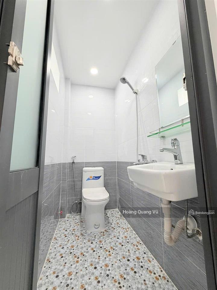 730/ lạc long quân p9 tân bình, 4x6m, 2 lầu, 2pn 3wc giá 8tr