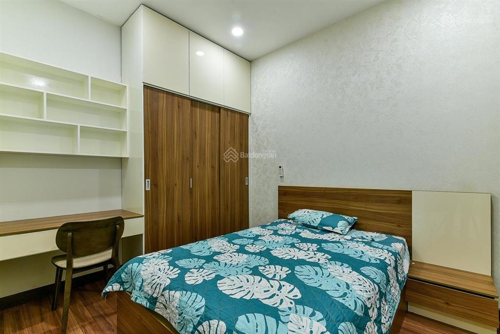 Chính chủ gửi bán ch saigonres plaza 2pn.  0933 370 ***