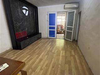 Cho thuê nhà tt tầng 2 có 2 pn giá 6 tr/tháng