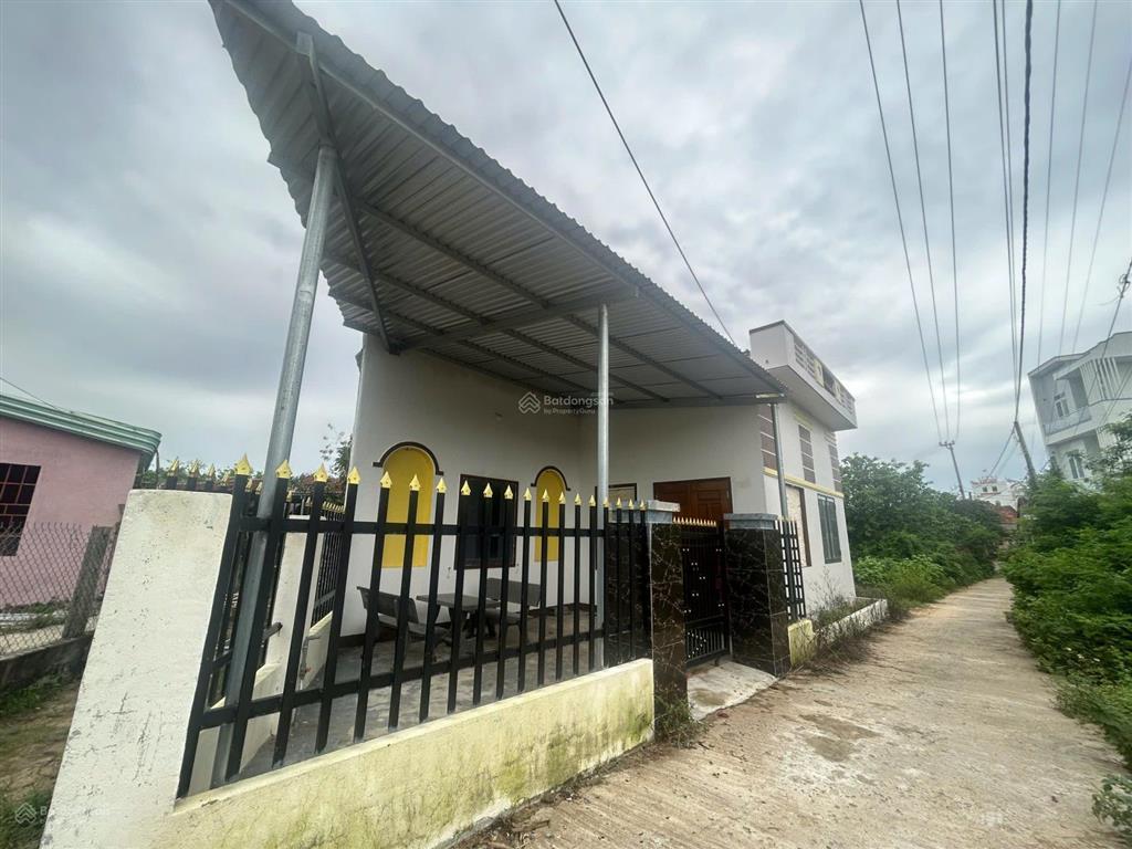 Cực rẻ, bán căn nhà 93m2 hòa hiệp trung, giá 900tr