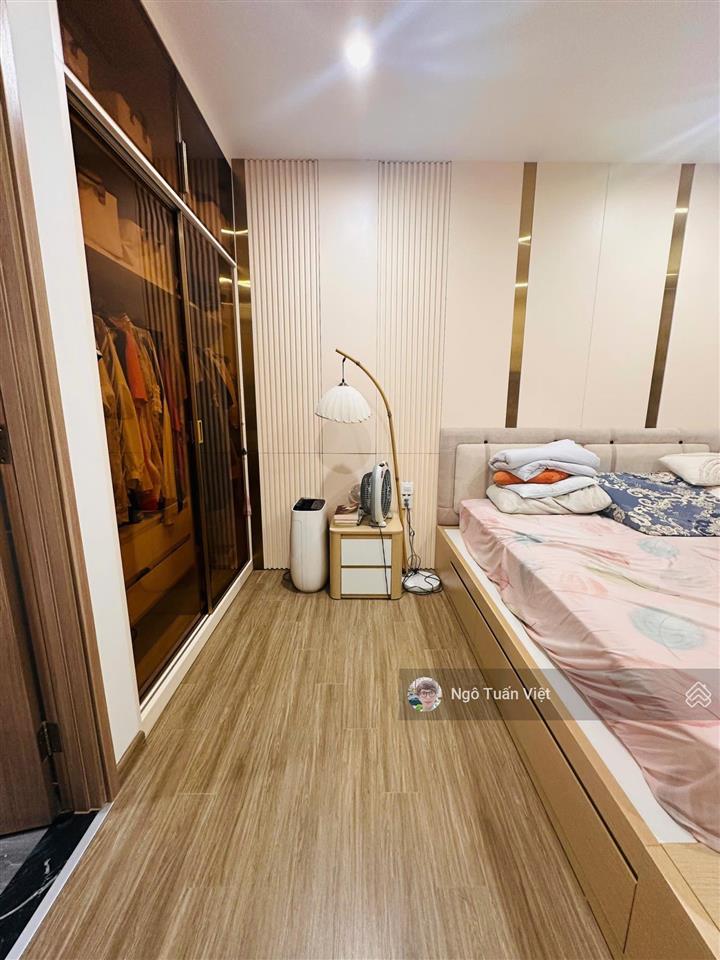 Hàng nhật xịn  3pn sakura 75m2 giảm chào 500tr so với tháng trước. tầng trung, hướng mát, đồ đẹp!