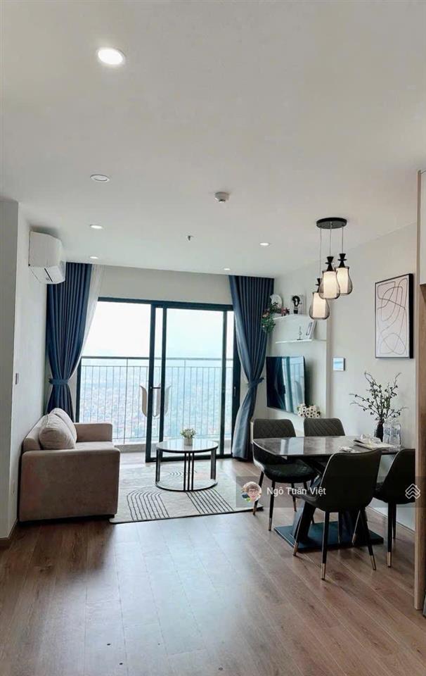 Cực hot  bán căn 2pn1wc 55m² tòa i2 vinhomes smart city full đồ  view hồ  sẵn sổ