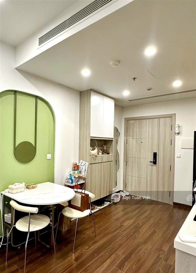 Siêu hot  bán căn hộ 2pn+ 63m2 tầng trung, hướng mát, view nội khu panorama siêu đẹp giá siêu hời