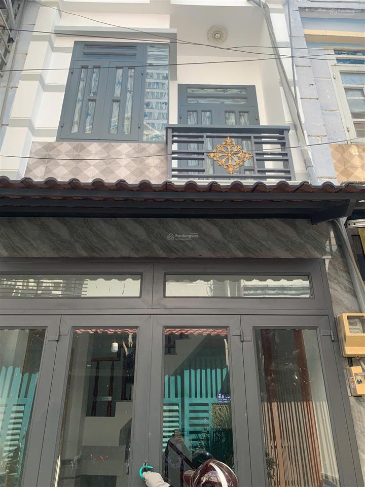 Nhà full thổ, mặt tiền hẻm 6m, 1 lầu 2 phòng có ban công, ở tch16. giá 1.568