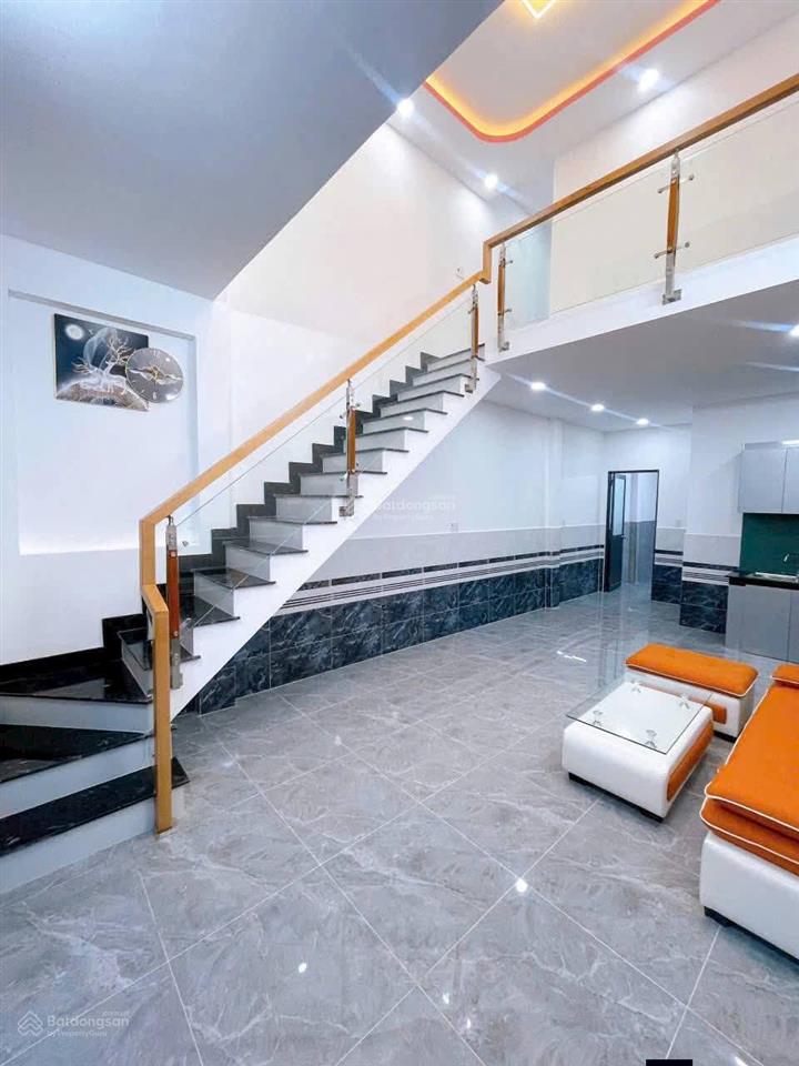 Nhà thổ cư 50m2 oto né nhau, giấy tờ đầy đủ, 1 trệt 1 lầu 3 phòng ngủ