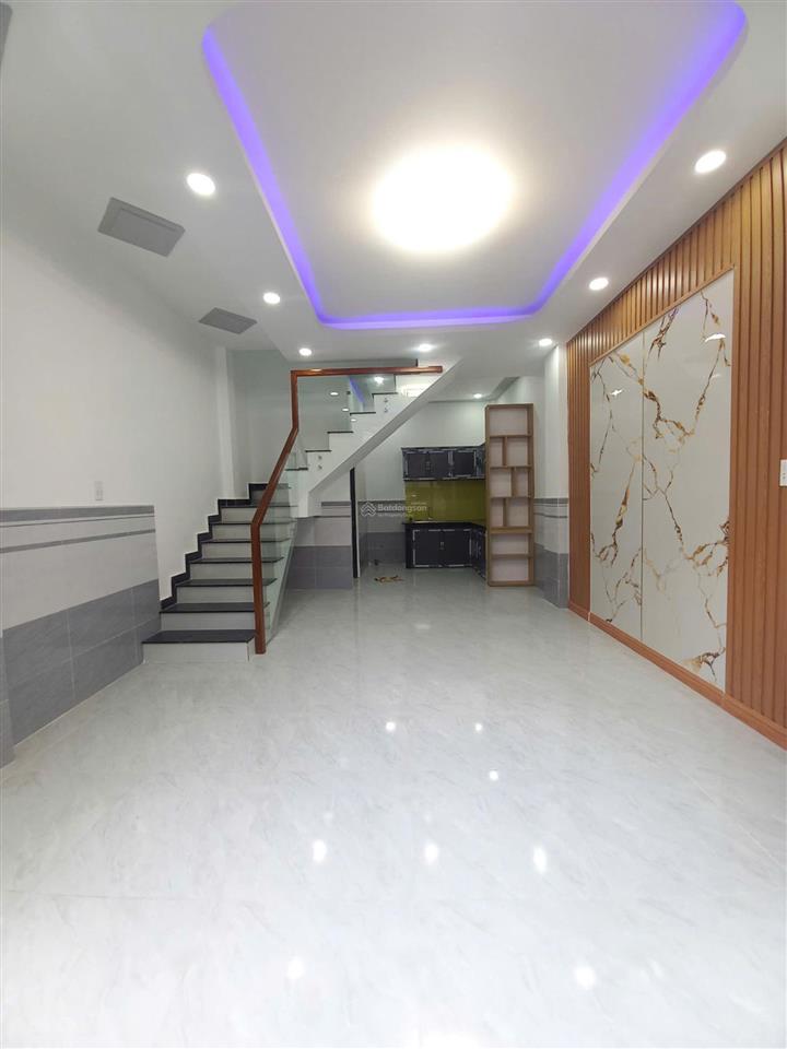 Nhà 1 lầu ở phan văn hớn sổ hồng full thổ cư đứng tên chính chủ, sang tên ngay chỉ 899tr