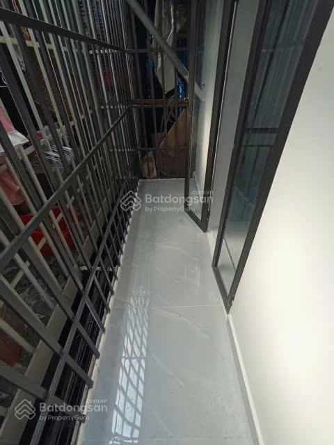 Nhà đẹp, nhỏ xinh ở đường ht43, 1 lầu, có balcon, thổ cư giá 698tr