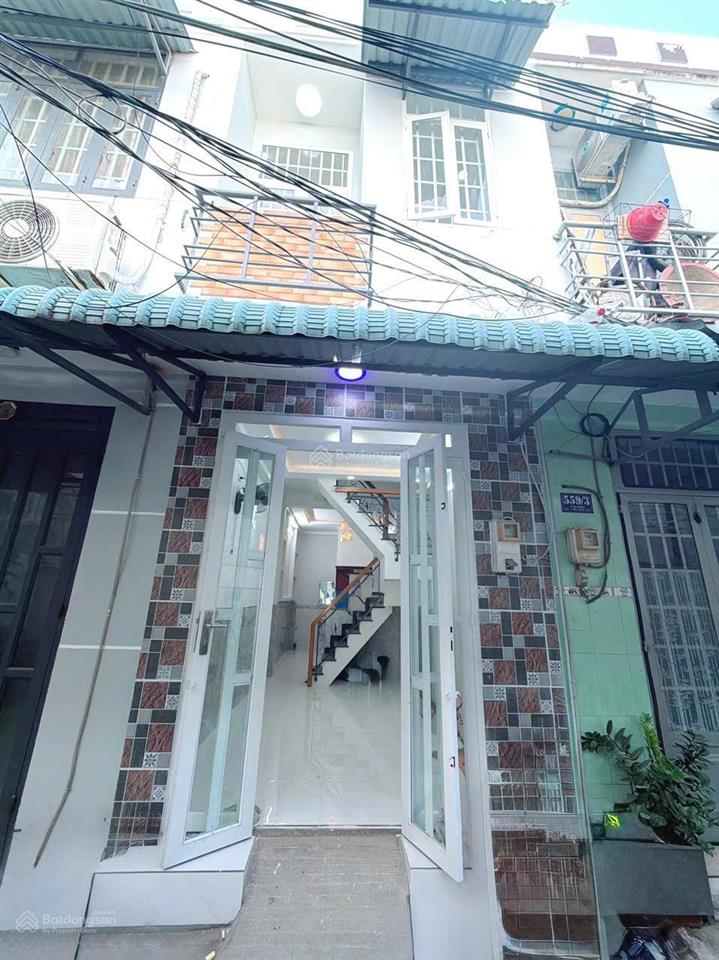 Nhà full thổ, sổ có sẵn, đã làm kê khai riêng để tách sổ riêng giá 1.798tỷ nhà đẹp hẻm ngắn