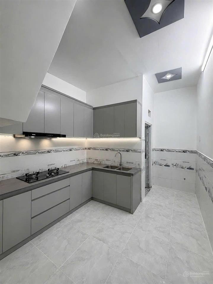 Nhà q12 cách gvấp 500m giá full 1.123tr, thổ cư, không quy hoạch, không lộ giới, bao sang tên