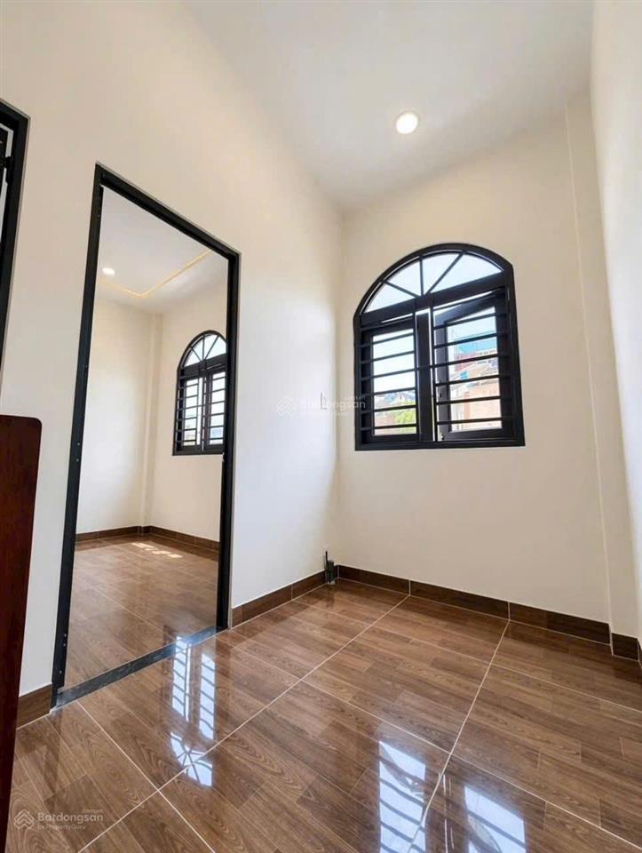 Biệt thự hẻm, biệt thự mini, biệt thự sổ chung giá 958tr ở q12  lê văn khương