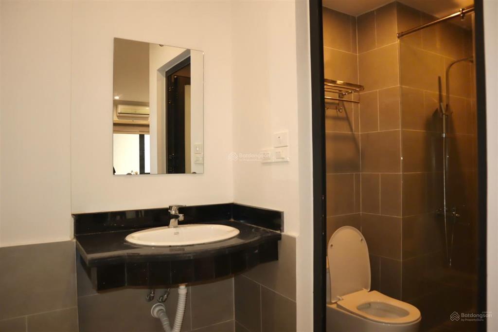 Chính chủ cho thuê căn hộ studio đủ đồ tại phố tân ấp, hồng hà