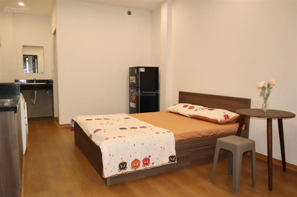 Chính chủ cho thuê căn hộ studio đủ đồ tại phố tân ấp, hồng hà