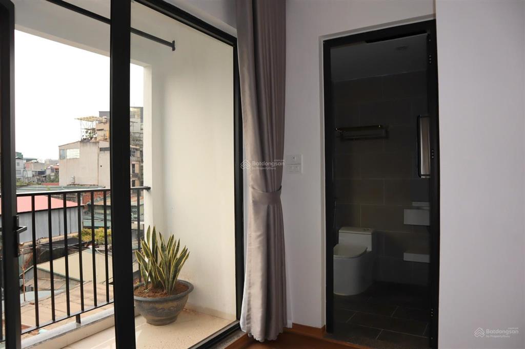 Chính chủ cho thuê căn hộ studio đủ đồ tại phố tân ấp, hồng hà