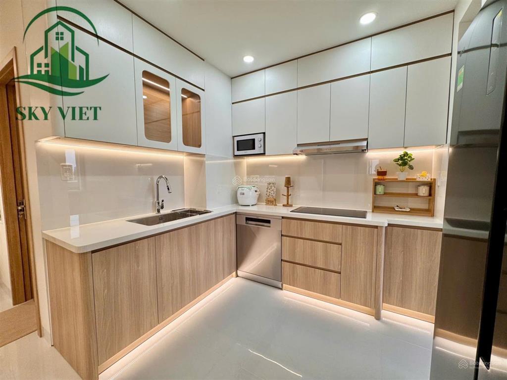 Bán căn góc sky garden 3 quận 7, 74m2 3pn 2wc đang có sẵn khách thuê 35 triệu/th giá tốt 6.6 tỷ