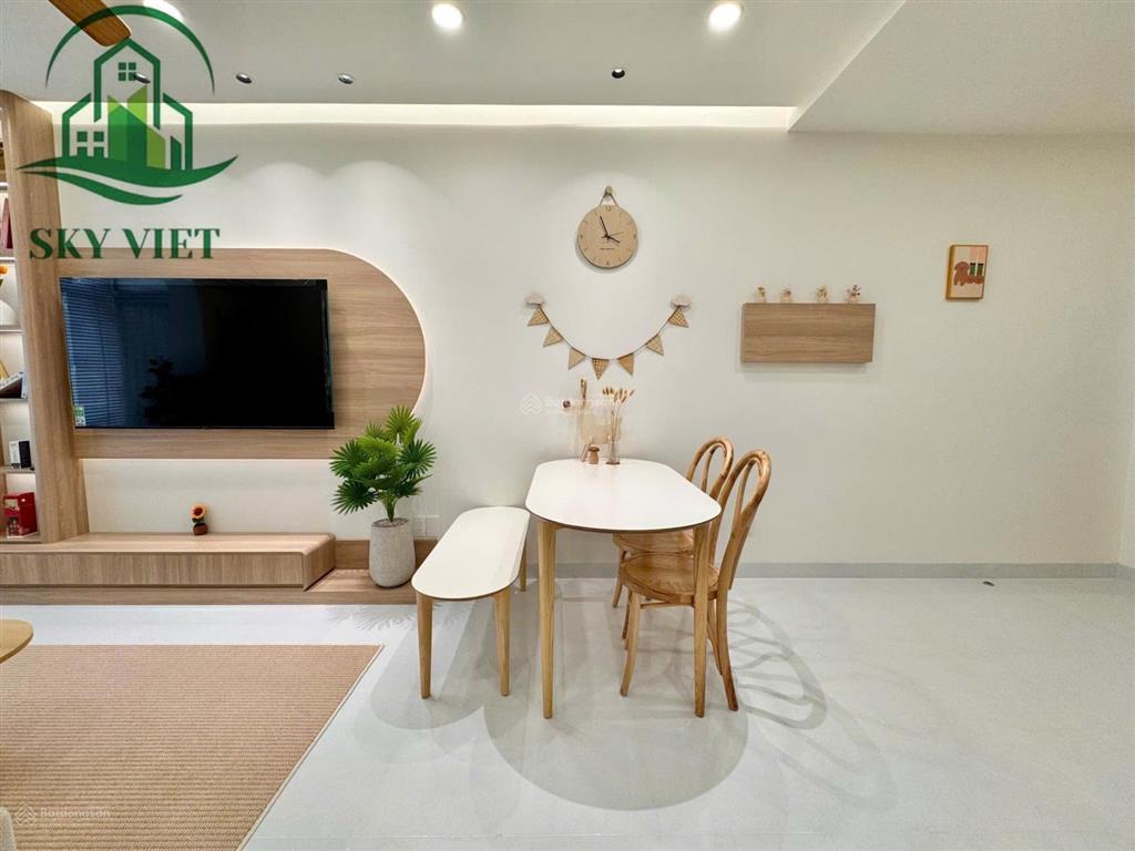 Bán căn góc sky garden 3 quận 7, 74m2 3pn 2wc đang có sẵn khách thuê 35 triệu/th giá tốt 6.6 tỷ