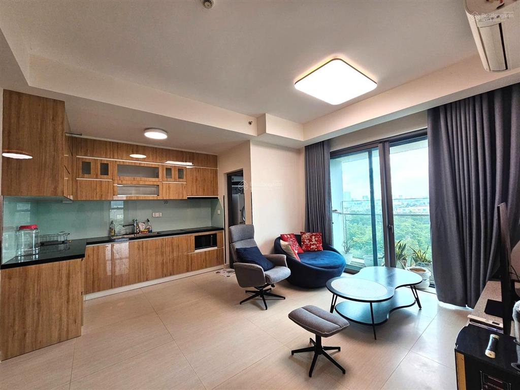 Urban hill phú mỹ hưng  căn hộ đẹp như hình, ban công thoáng mát, 2pn 2wc, giá 21 triệu/tháng