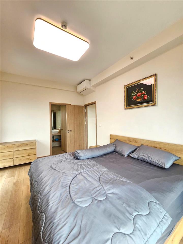 Urban hill phú mỹ hưng  căn hộ đẹp như hình, ban công thoáng mát, 2pn 2wc, giá 21 triệu/tháng