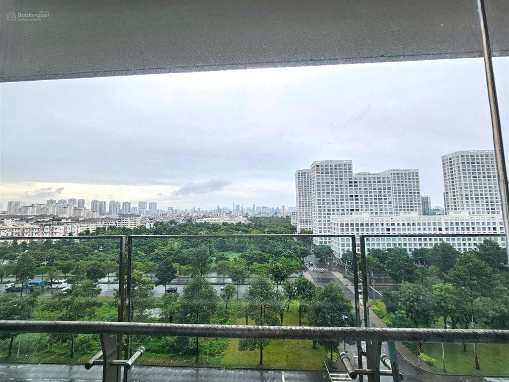 Urban hill phú mỹ hưng  căn hộ đẹp như hình, ban công thoáng mát, 2pn 2wc, giá 21 triệu/tháng