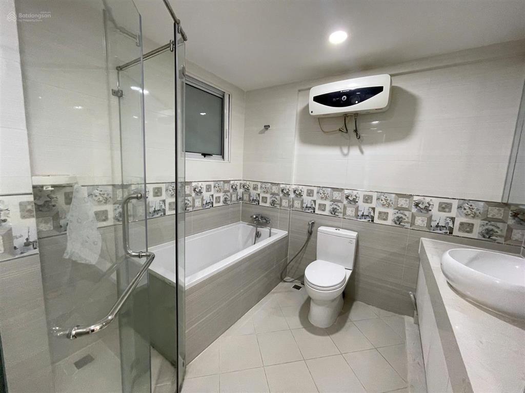 Cho thuê căn hộ happy valley phú mỹ hưng  115m, 4 phòng ngủ hiếm. 0914 241 *** e thư