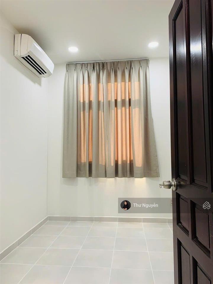 Cho thuê sky garden 3pn 91m full nội thất, giá chỉ 14 triệu/tháng, hàng hiếm. 0914 241 ***