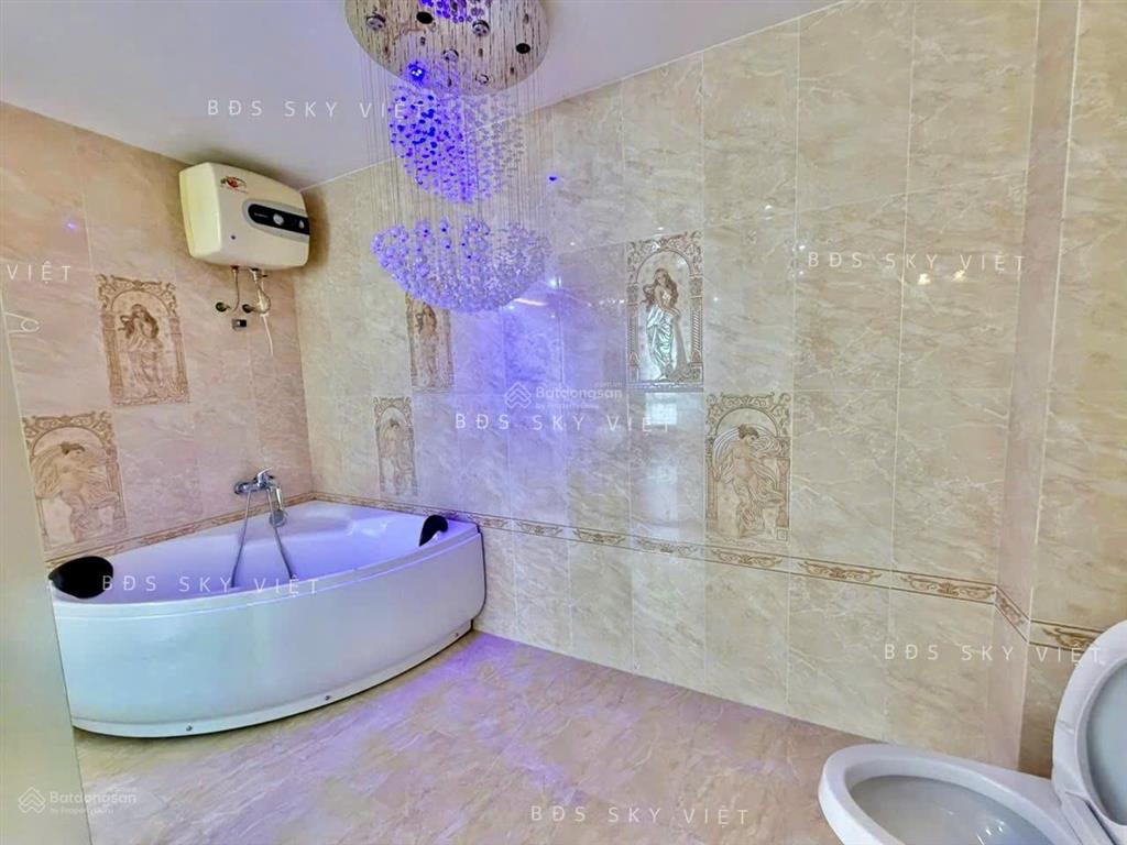 Penthouse sky garden hiếm thiết kế 3 tầng 3pn 3wc rộng rãi, riêng tư chỉ 35 triệu/tháng