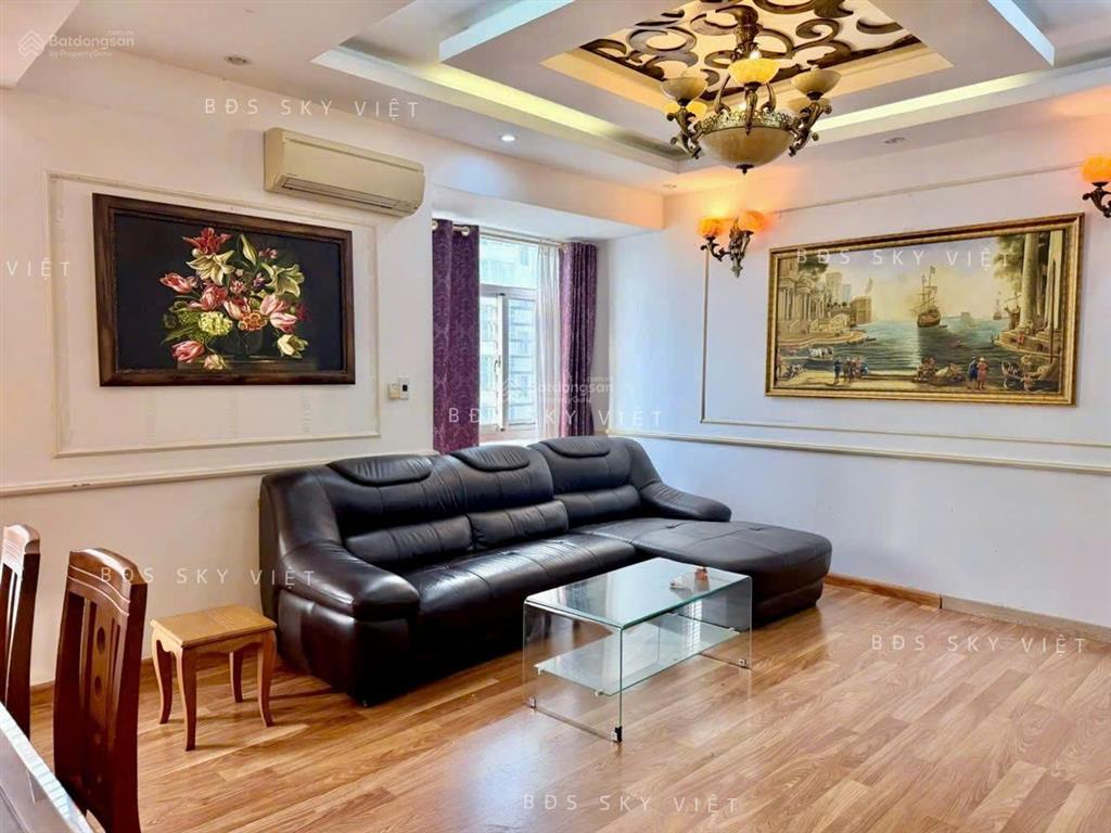 Penthouse sky garden hiếm thiết kế 3 tầng 3pn 3wc rộng rãi, riêng tư chỉ 35 triệu/tháng