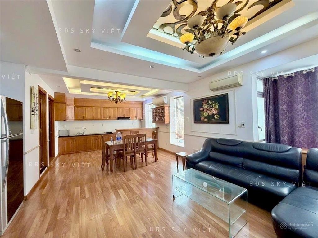 Penthouse sky garden hiếm thiết kế 3 tầng 3pn 3wc rộng rãi, riêng tư chỉ 35 triệu/tháng