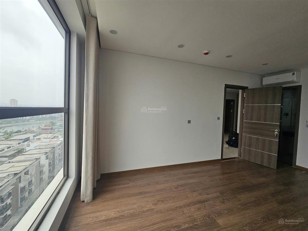 Cho thuê 101m2( 3pn, 2vs) đông nam cực mát đồ cb giá 11.8trieu/tháng rẻ nhất tháng 5 ở ngay
