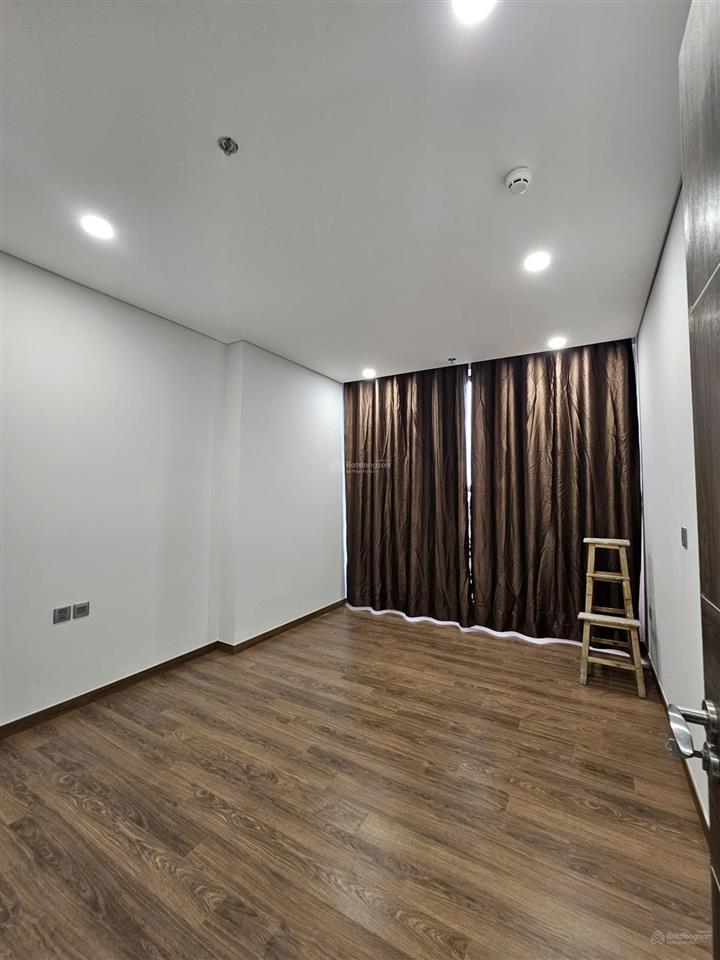 Chính chủ cho thuê 90m2( 2pn, 2vs) đồ cơ bản giá 10trieu/ tháng nhà mới 100% có slot oto