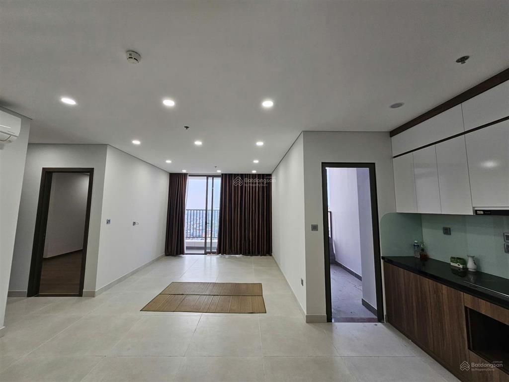Chính chủ cho thuê 90m2( 2pn, 2vs) đồ cơ bản giá 10trieu/ tháng nhà mới 100% có slot oto