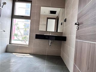 Tôi chính chủ căn hộ k5509 cần bán lại 120m2(3pn,3vs) nhà nguyên bảncó hỗ trợ vaygiá 8,49 tỷ