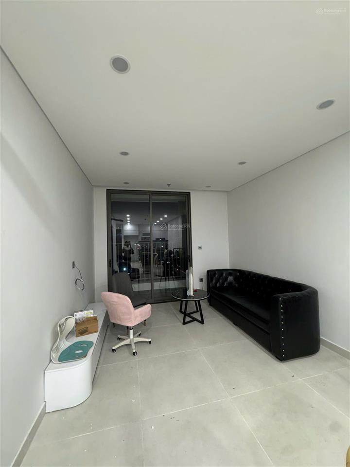Cho thuê 100m2 (3pn, 2vs)  đồ cơ bản  giá 9 triệu/tháng  vào ở ngay tháng 10 tại khai sơn