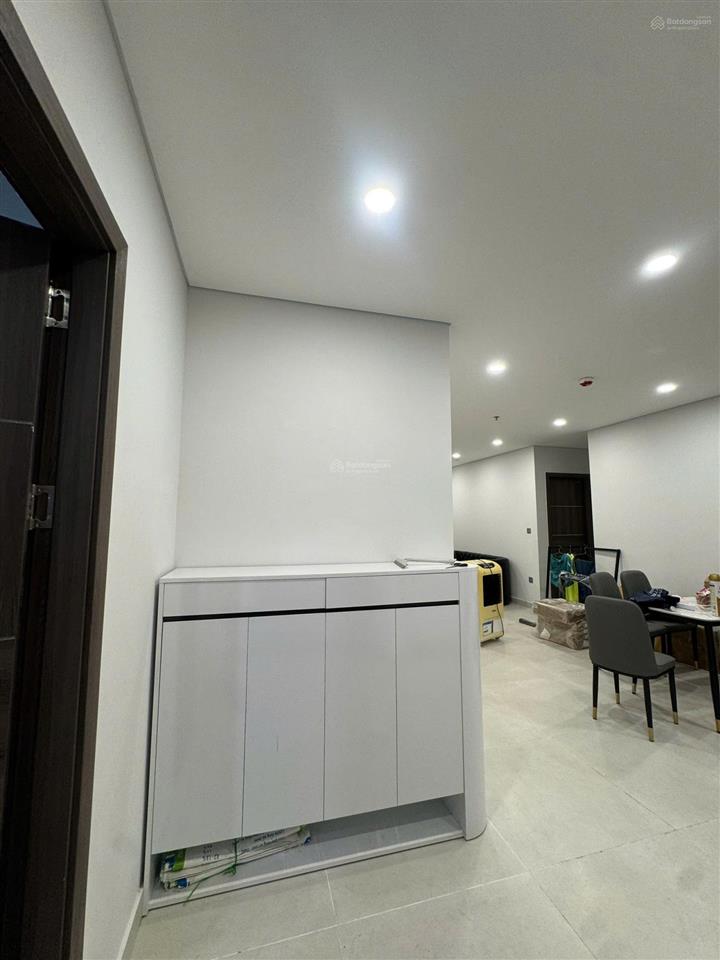 Cho thuê 100m2 (3pn, 2vs)  đồ cơ bản  giá 9 triệu/tháng  vào ở ngay tháng 10 tại khai sơn