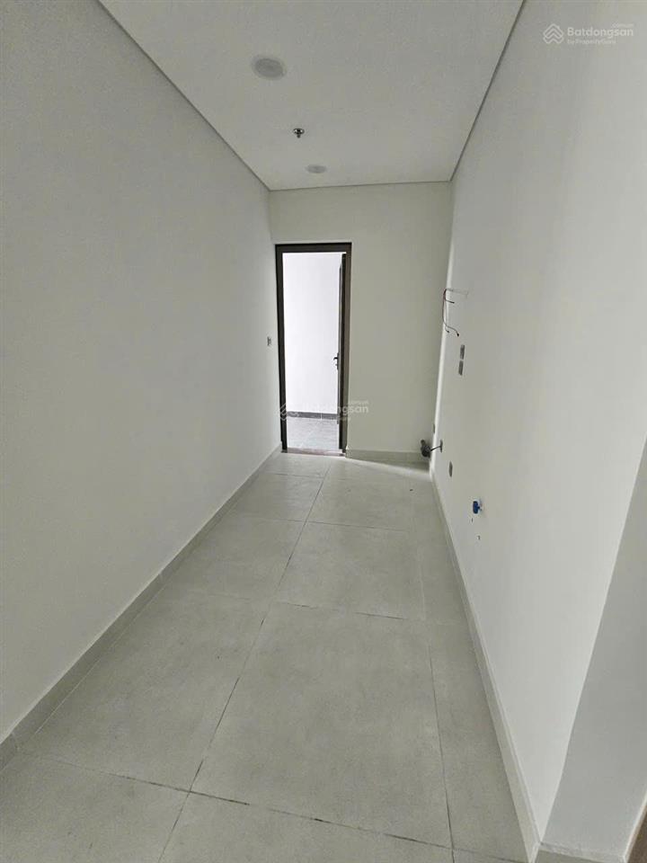 Chủ nhà cần tiền cắt lỗ căn 78m2( 2pn, 2vs) đông nam giá 5.95 tỷ tầng đẹp tòa k5 tại khai sơn