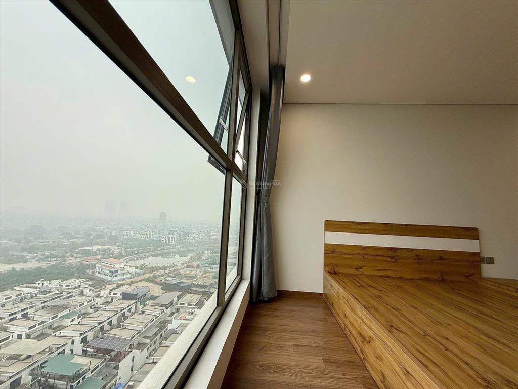 Bán gấp 101m2 (3pn, 2vs)  bc đông nam  cam kết giá giá hời  6,9 tỷ bao phí tại khai sơn city