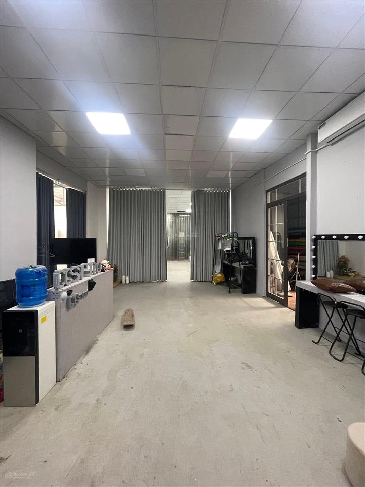 Cho thuê kho lê trọng tấn  phương liệt dt 150m2 pháp lý chuẩn