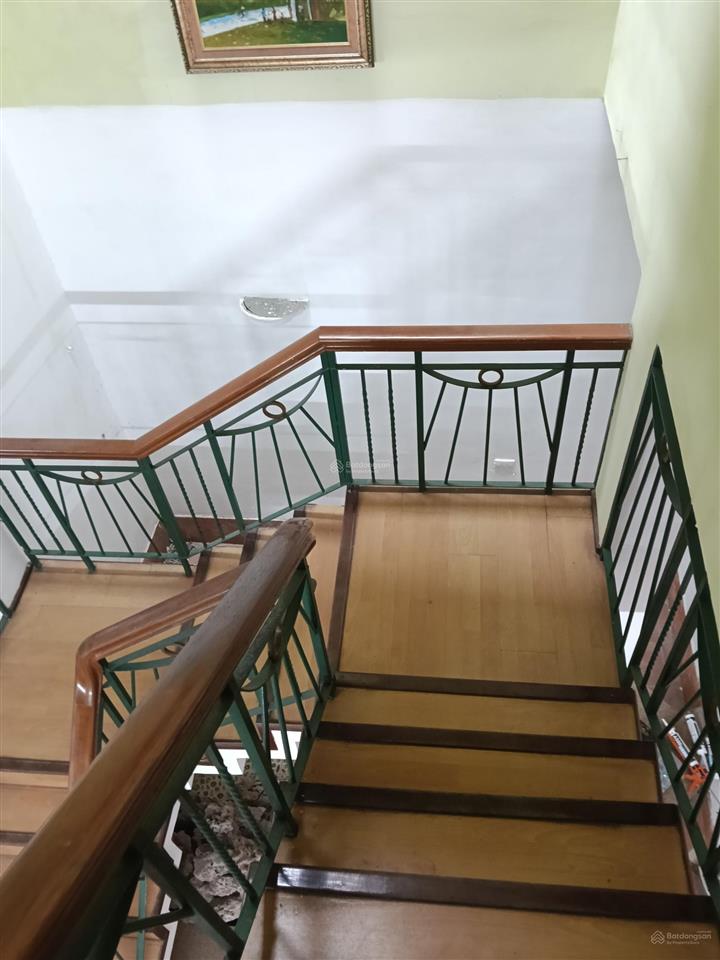 Cho thuê nhà ngõ 192 lê trọng tấn, phương liệt, dt 165m2 x 3 tầng