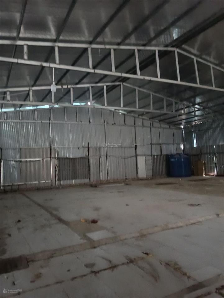 Cho thuê nguyễn cảnh dị định công dt400m2 xe công đỗ cửa