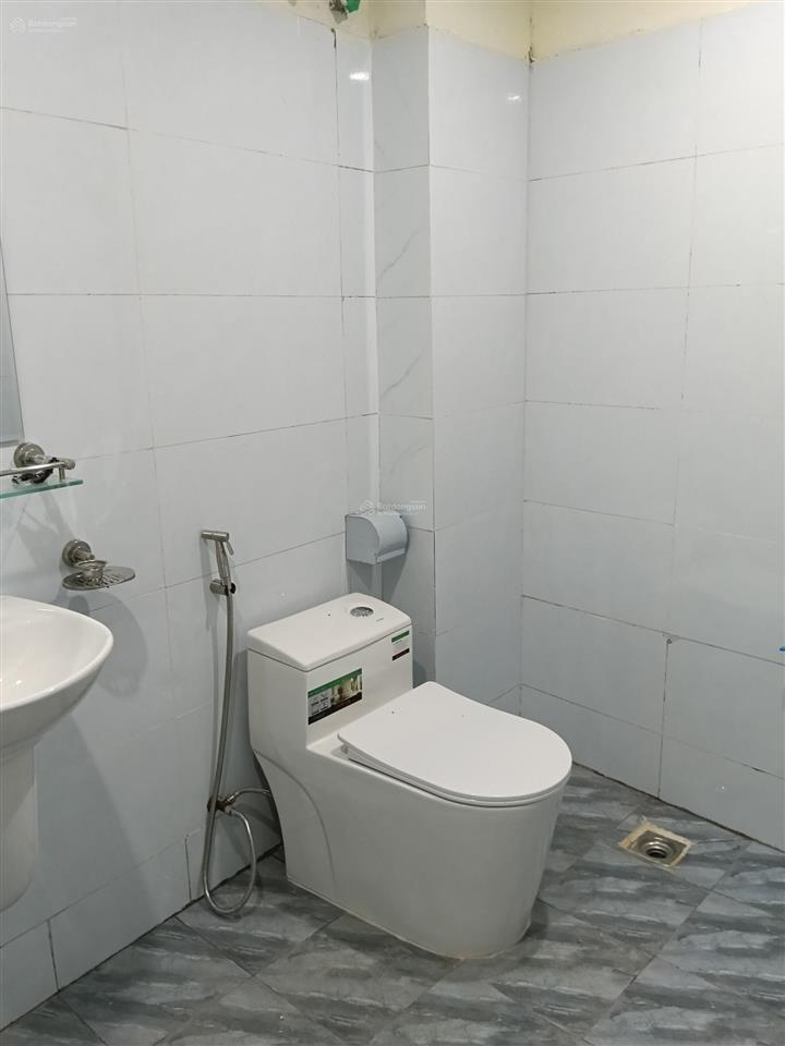 Cho thuê nguyễn cảnh dị định công dt400m2 xe công đỗ cửa