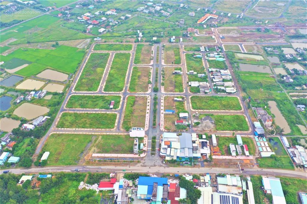 Bán đất tại xã phước đông, 1,699 tỷ, 100m2, mặt tiền 8m  em sang
