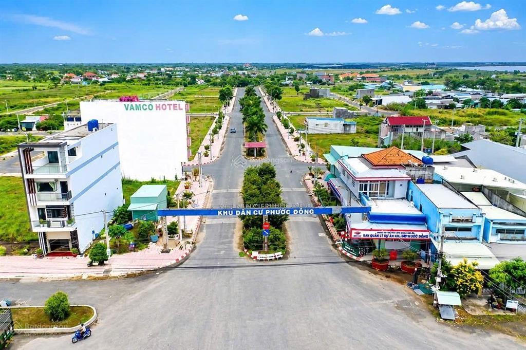 Em sang. cần bán lô đất ngay mặt tiền đường lớn giá 1.699 tỷ