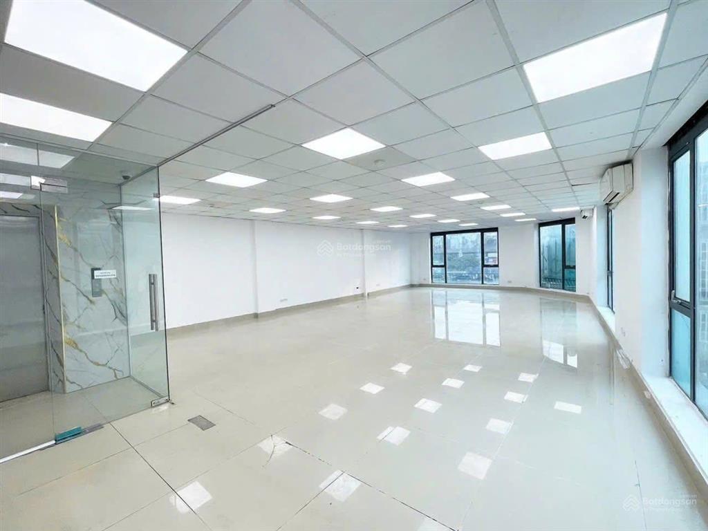 Cho thuê văn phòng tại số 9a nguyễn xiển, 20 triệu, 120 m2, view đẹp, nhiều tiện ích