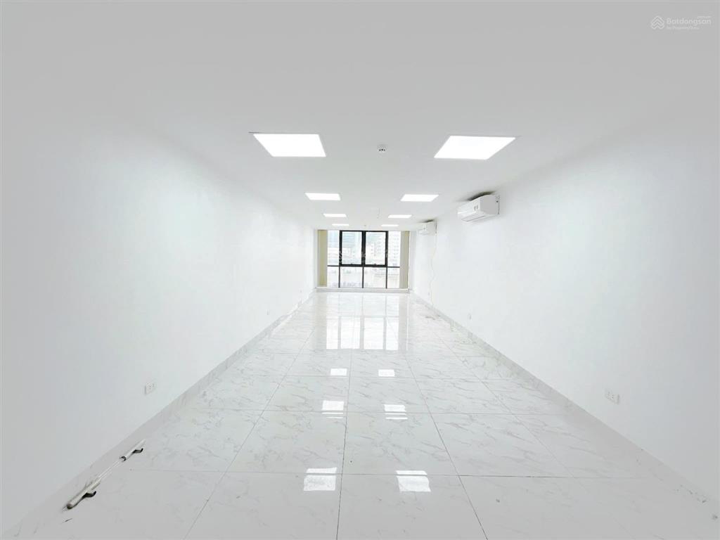 Cho thuê văn phòng tại số 10 ngõ 2 trần vỹ, 9 triệu, 65 m2