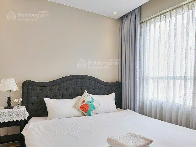 Bán căn hộ gold view dt80m2 2pn 2wc view nhìn sông nhà đẹplầu cao giá 7.5 tỷ0972 443 ***