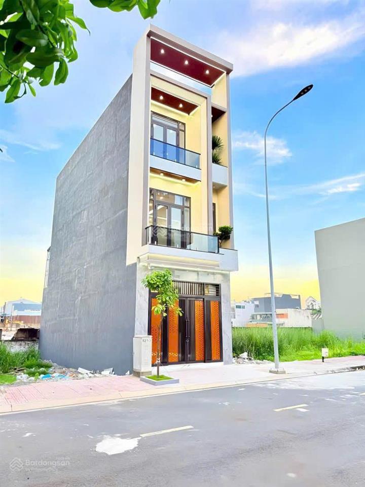 Nhà đẹp an phú, giá cực tốt, nằm ngay khu sầm uất đầy đủ tiện nghi